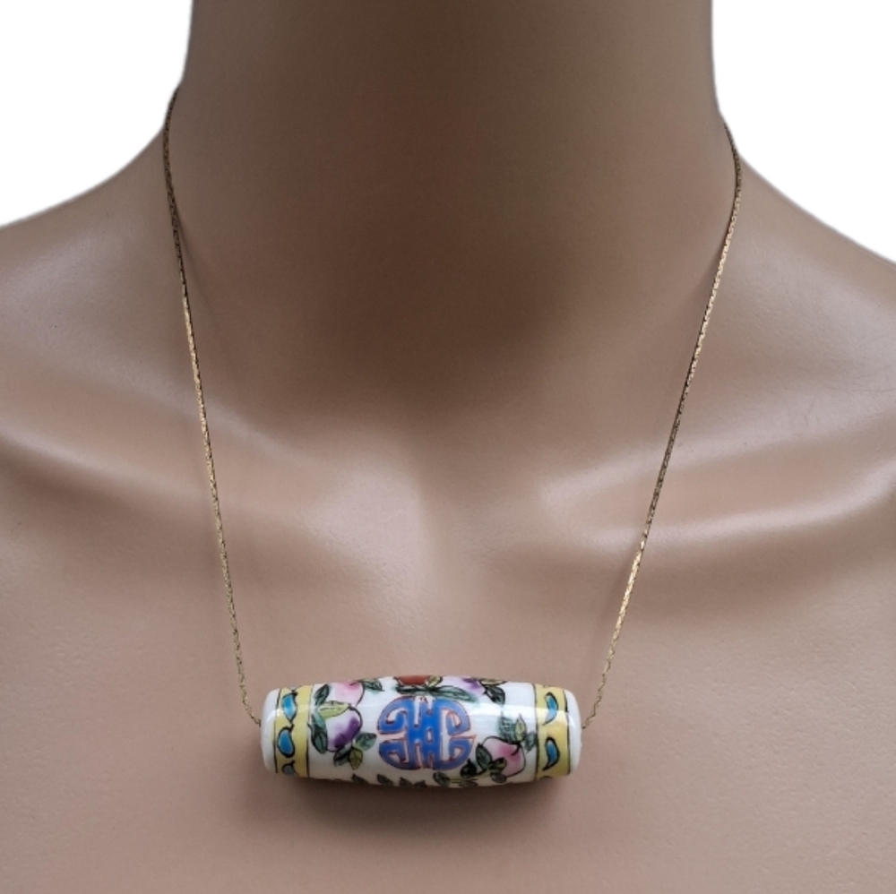 VINTAGE 1970s CHINESE HANDPAINTED PORCELAIN BEAD & GOLDPLATE CHAIN NECKLACE